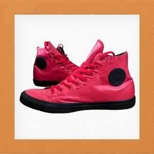 Converse All star Chuck Taylor red and black hi tops. Size 10 1/2. Rare